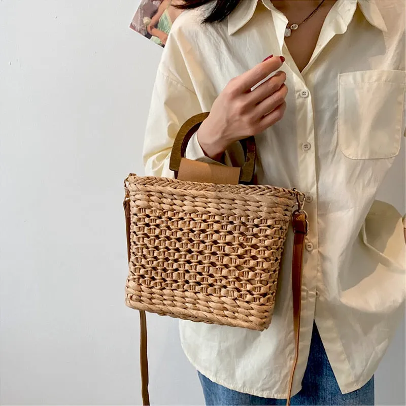 TEEK - Straw Drawstring Closure Wooden Handle Shoulder Bag